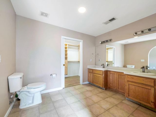 697 Leta Mae Court, Exeter, CA 93221