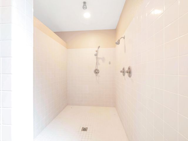 697 Leta Mae Court, Exeter, CA 93221