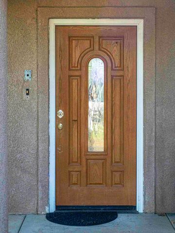 697 Leta Mae Court, Exeter, CA 93221