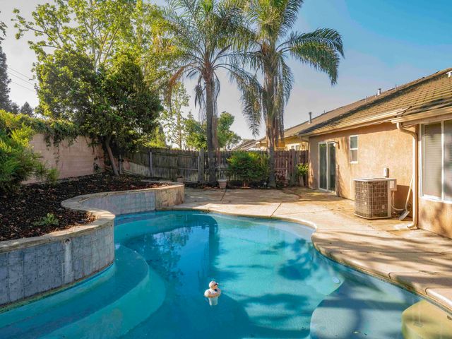 697 Leta Mae Court, Exeter, CA 93221