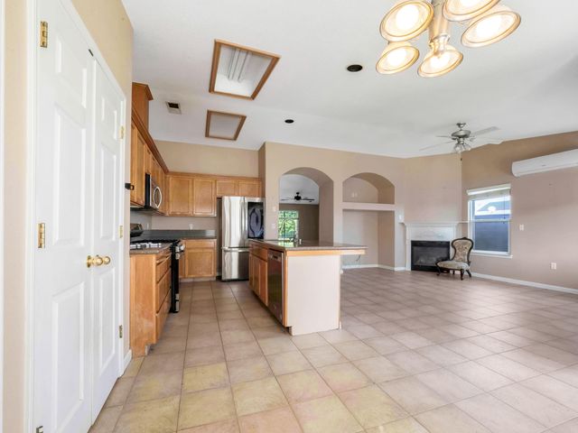 697 Leta Mae Court, Exeter, CA 93221