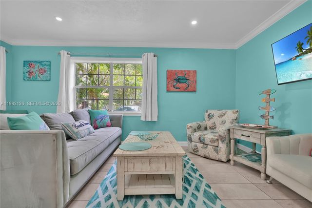 619 SW 13th Ave 1, Fort Lauderdale, FL 33312