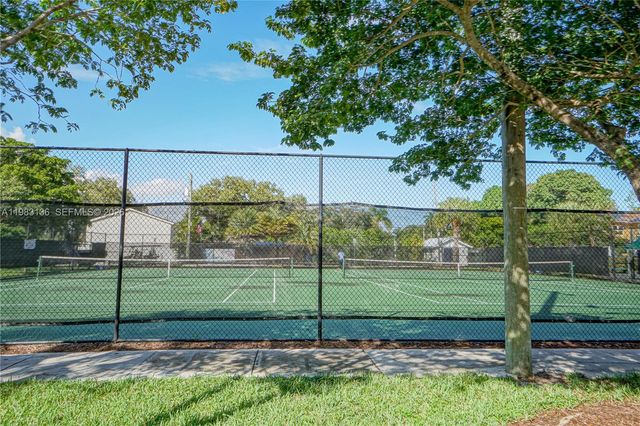 619 SW 13th Ave 1, Fort Lauderdale, FL 33312