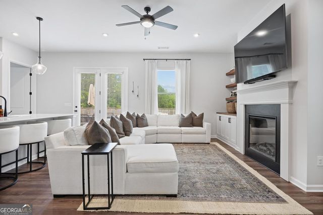 416 Madison Lakeview Drive, Acworth, GA 30102