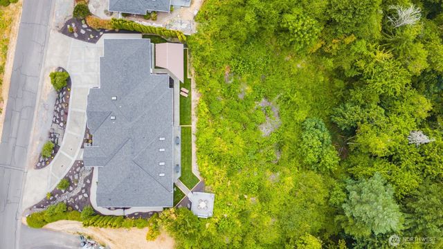 184 Dow Ridge Drive N, Eatonville, WA 98328