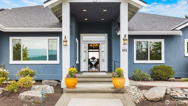 184 Dow Ridge Drive N, Eatonville, WA 98328