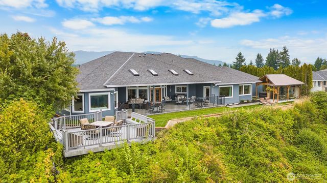 184 Dow Ridge Drive N, Eatonville, WA 98328