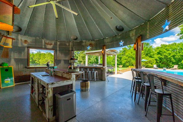 680 Glass Mill Rd, Chickamauga, GA 30707