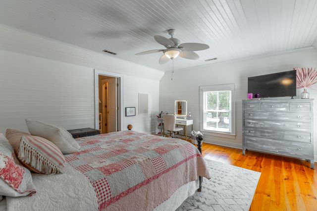 680 Glass Mill Rd, Chickamauga, GA 30707
