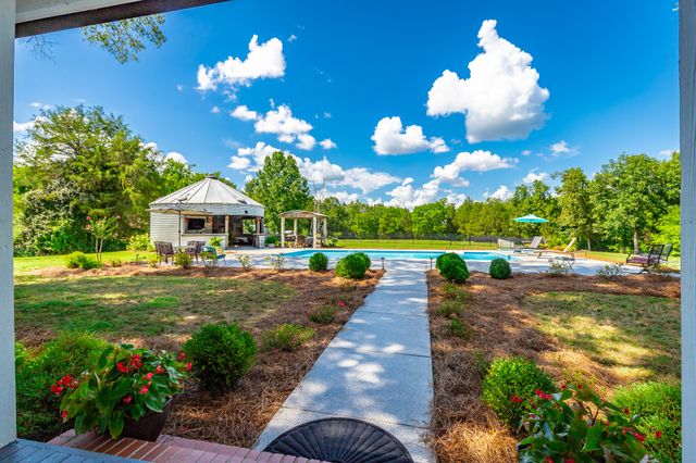 680 Glass Mill Rd, Chickamauga, GA 30707