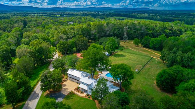 680 Glass Mill Rd, Chickamauga, GA 30707