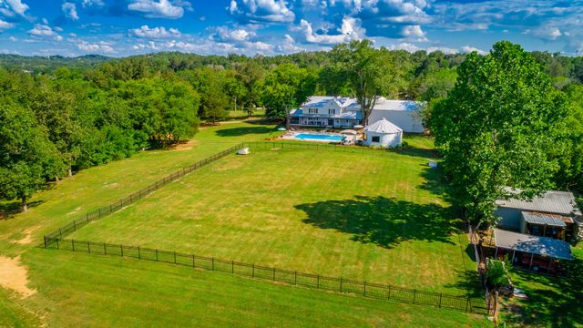 680 Glass Mill Rd, Chickamauga, GA 30707