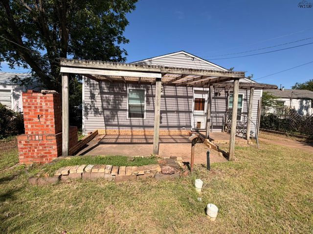 3003 LAWRENCE ROAD, Wichita Falls, TX 76309