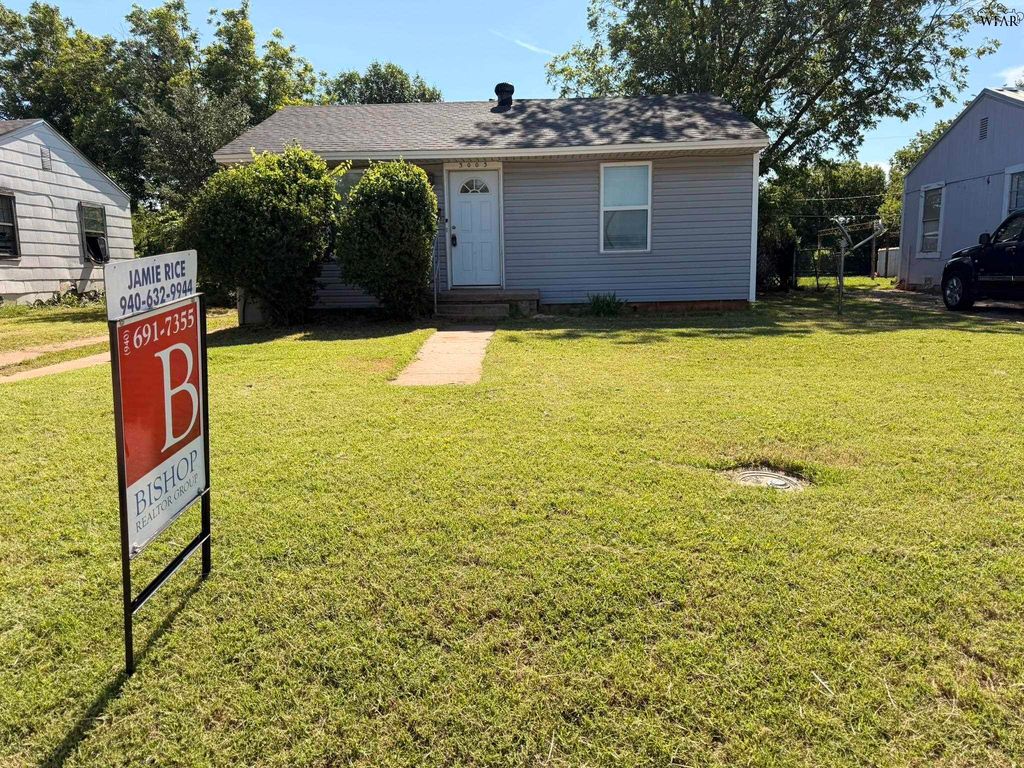 3003 LAWRENCE ROAD, Wichita Falls, TX 76309