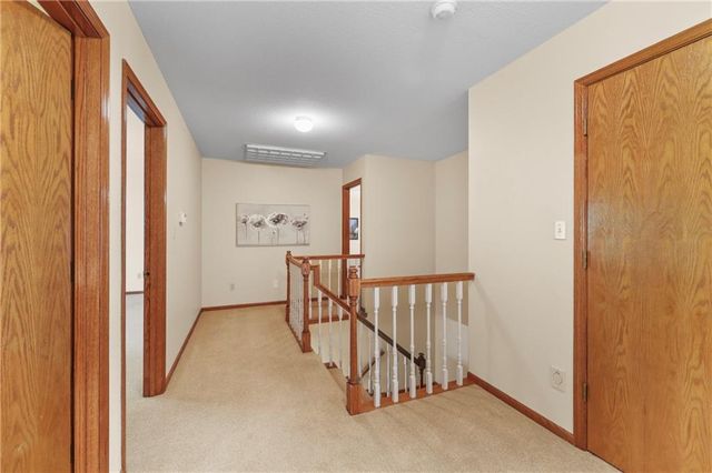 2436 NW Valley View Drive, Lee's Summit, MO 64081