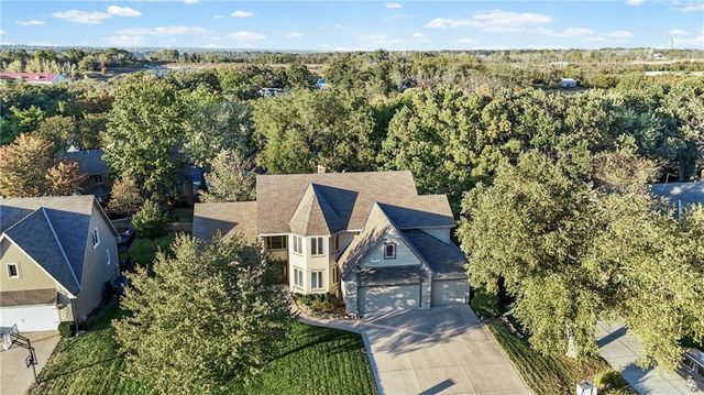 2436 NW Valley View Drive, Lee's Summit, MO 64081