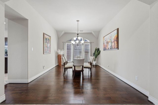 127 Deerchase Drive, Conroe, TX 77384