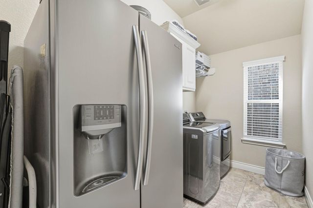 127 Deerchase Drive, Conroe, TX 77384