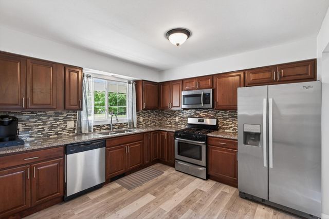 7941 Girard Court N, Brooklyn Park, MN 55444
