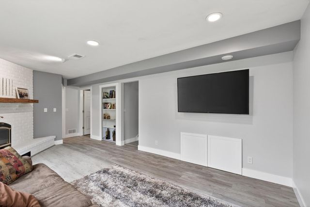 7941 Girard Court N, Brooklyn Park, MN 55444