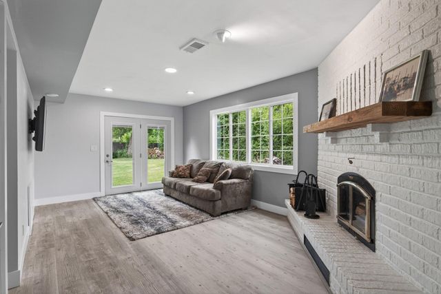 7941 Girard Court N, Brooklyn Park, MN 55444