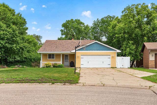 7941 Girard Court N, Brooklyn Park, MN 55444