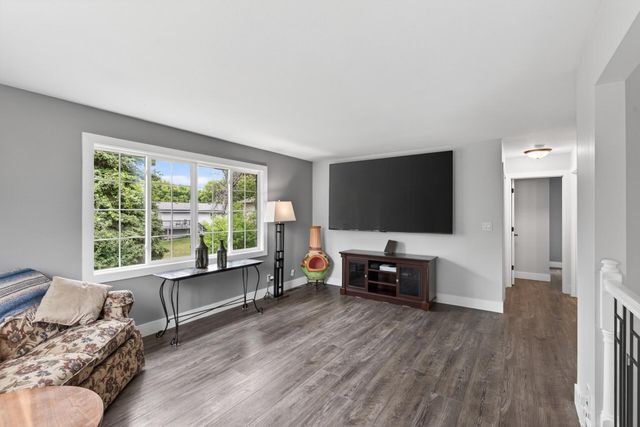 7941 Girard Court N, Brooklyn Park, MN 55444