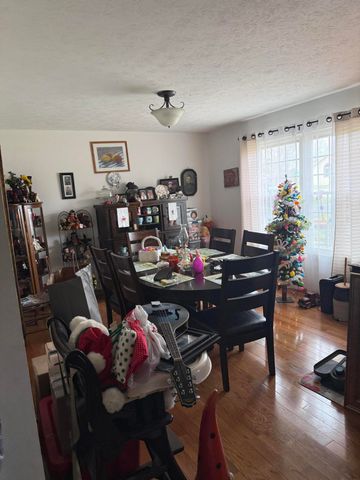 3024 Springs Branch Drive, London, KY 40744