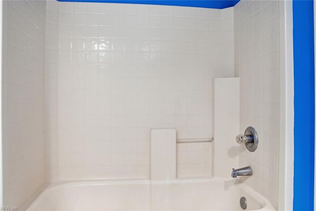 1645 Cottenham LN, Virginia Beach, VA 23454