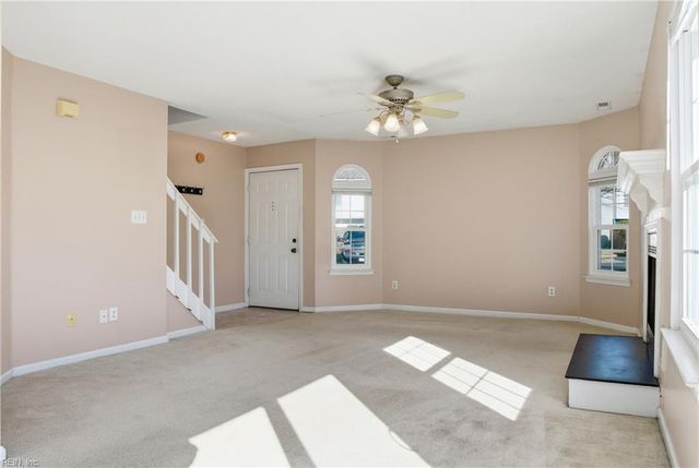 1645 Cottenham LN, Virginia Beach, VA 23454