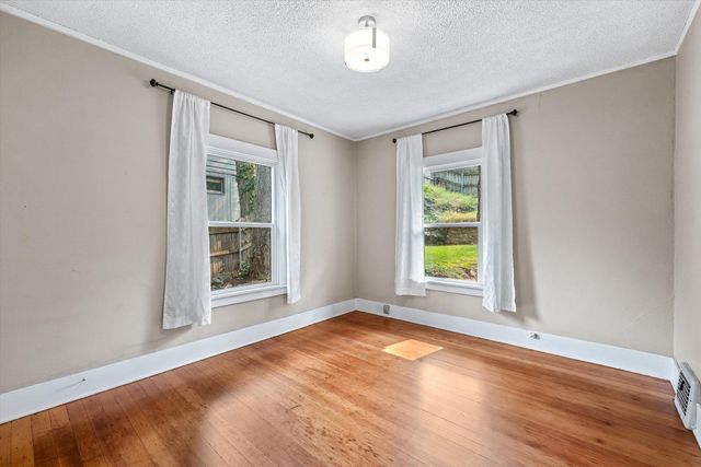 1708 E 18th Ave, Spokane, WA 99203