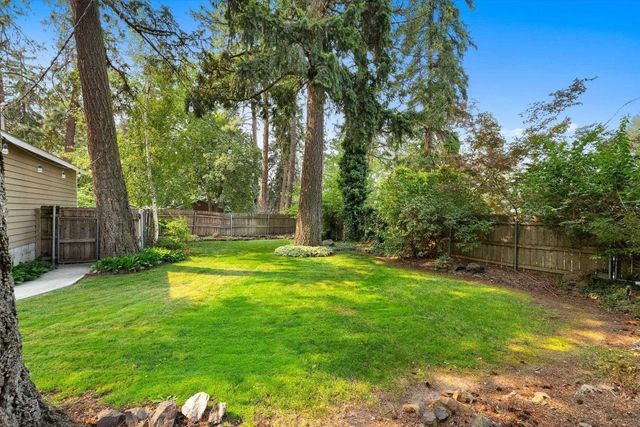 1708 E 18th Ave, Spokane, WA 99203