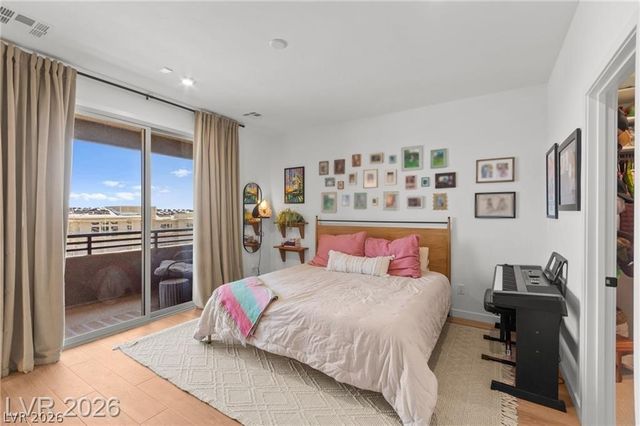 680 Echelon Street, Las Vegas, NV 89138