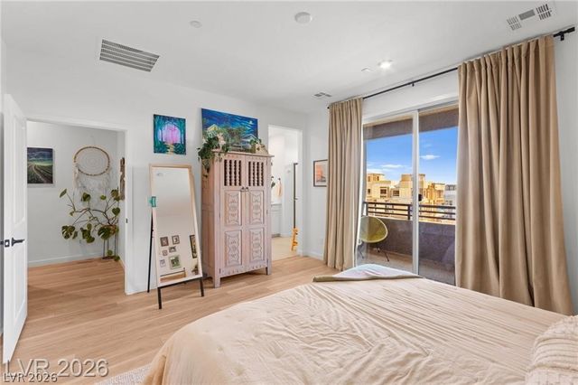680 Echelon Street, Las Vegas, NV 89138
