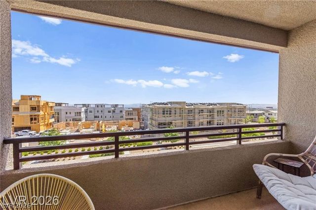 680 Echelon Street, Las Vegas, NV 89138