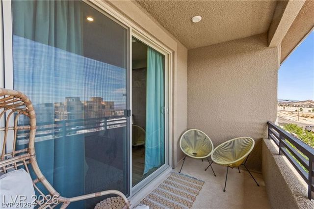 680 Echelon Street, Las Vegas, NV 89138