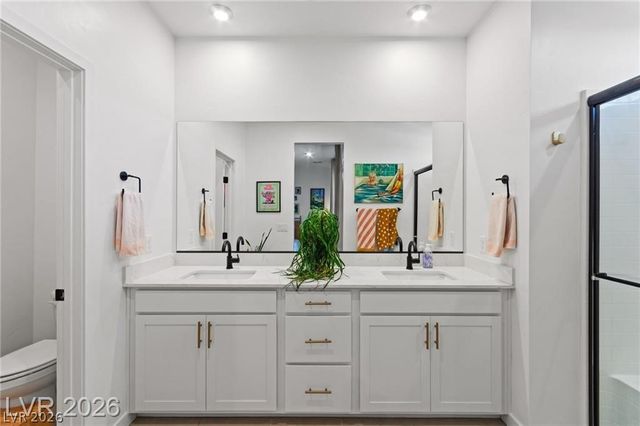 680 Echelon Street, Las Vegas, NV 89138