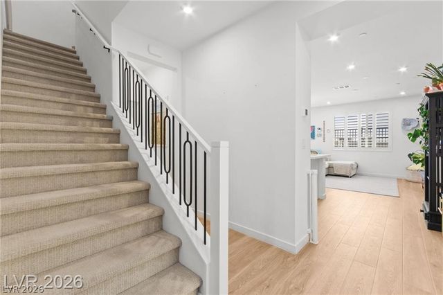 680 Echelon Street, Las Vegas, NV 89138