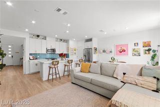 680 Echelon Street, Las Vegas, NV 89138