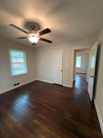 2174 Trailwood Drive SE, Smyrna, GA 30080