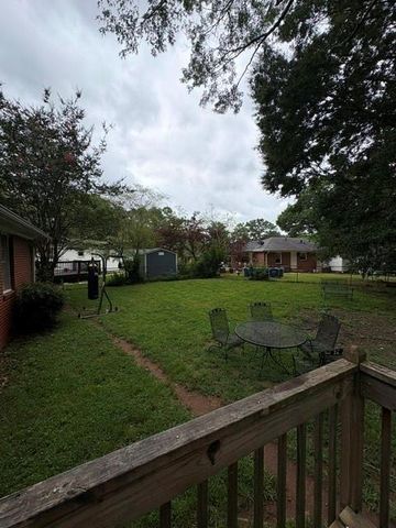 2174 Trailwood Drive SE, Smyrna, GA 30080