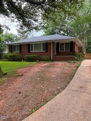 2174 Trailwood Drive SE, Smyrna, GA 30080