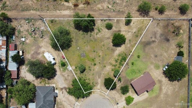 122 La Pinta Street, Sullivan City, TX 78595