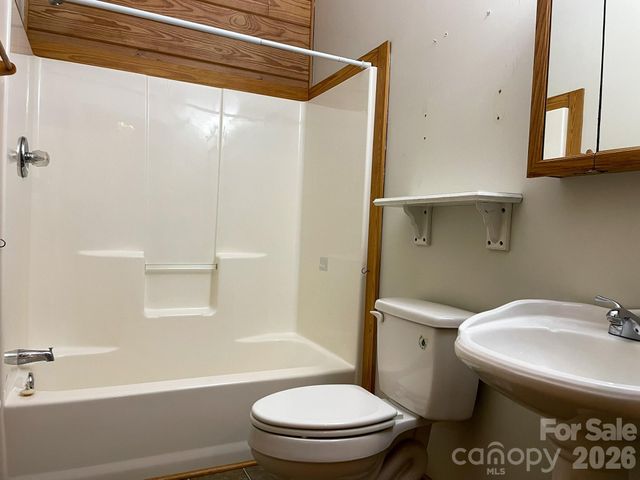 143 Rosewood Lane, Rutherfordton, NC 28139