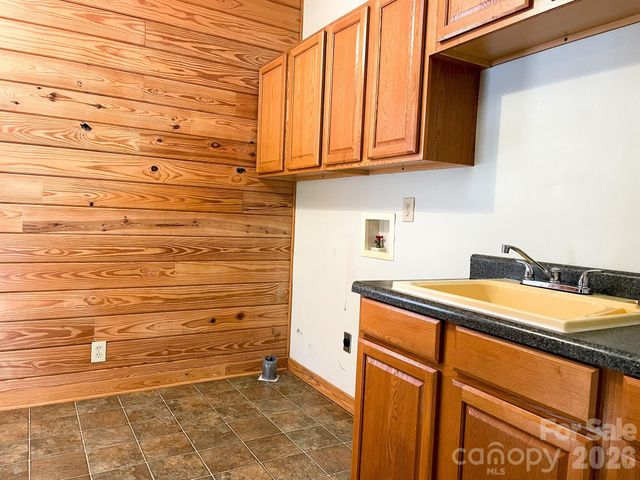 143 Rosewood Lane, Rutherfordton, NC 28139