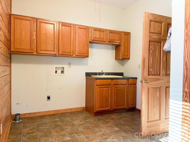 143 Rosewood Lane, Rutherfordton, NC 28139