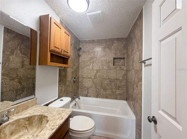 613 4TH STREET NE, Fort Meade, FL 33841