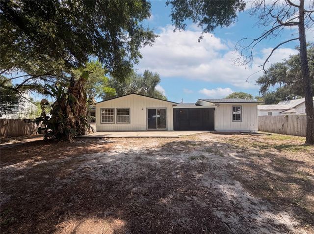 613 4TH STREET NE, Fort Meade, FL 33841