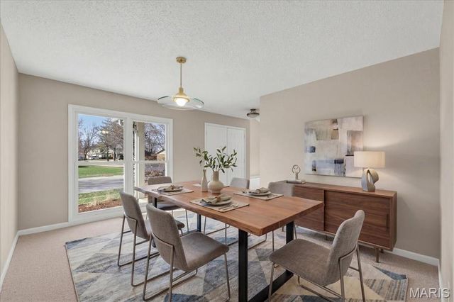 15424 Country Ridge Drive, Chesterfield, MO 63017