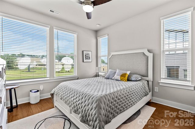 2103 Isom Street, Charlotte, NC 28208